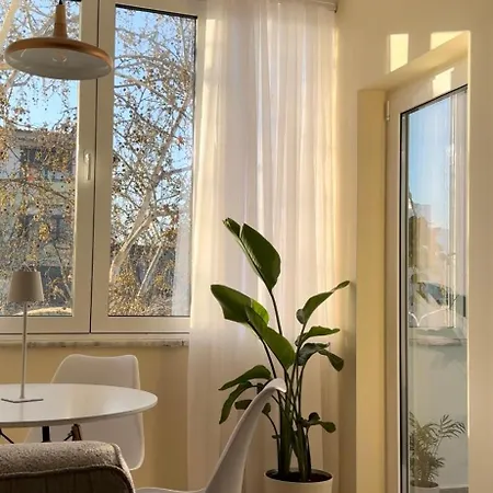 Apartment Elena Primestay *